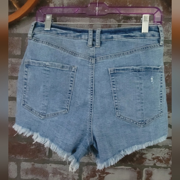 High Rise Jean Shorts Denim Cutoff Five button Refuge Charlotte Russe - Picture 3 of 9